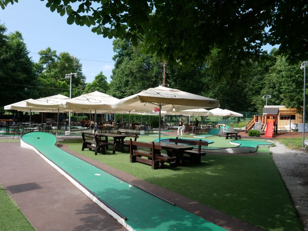 Mini Cafe Golf Ljubljana