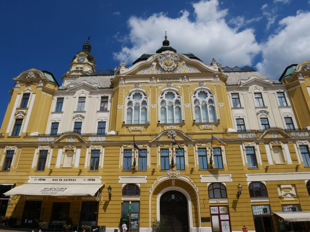 Pécs Rathaus