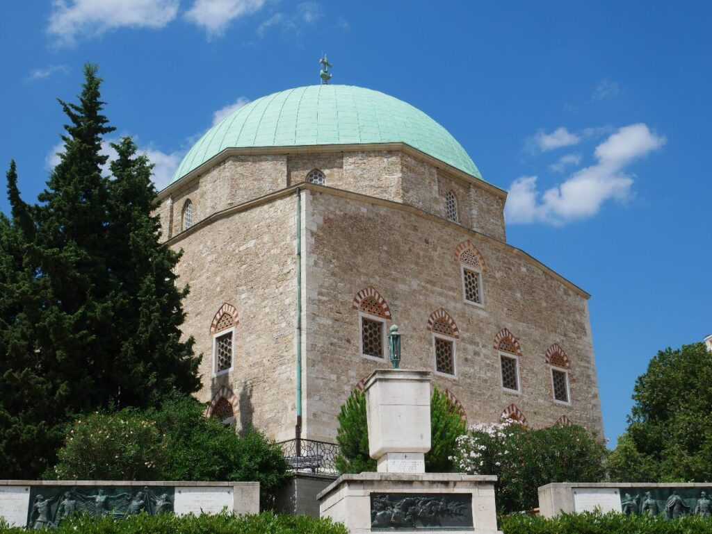 Széchenyi tér Pécs Moschee