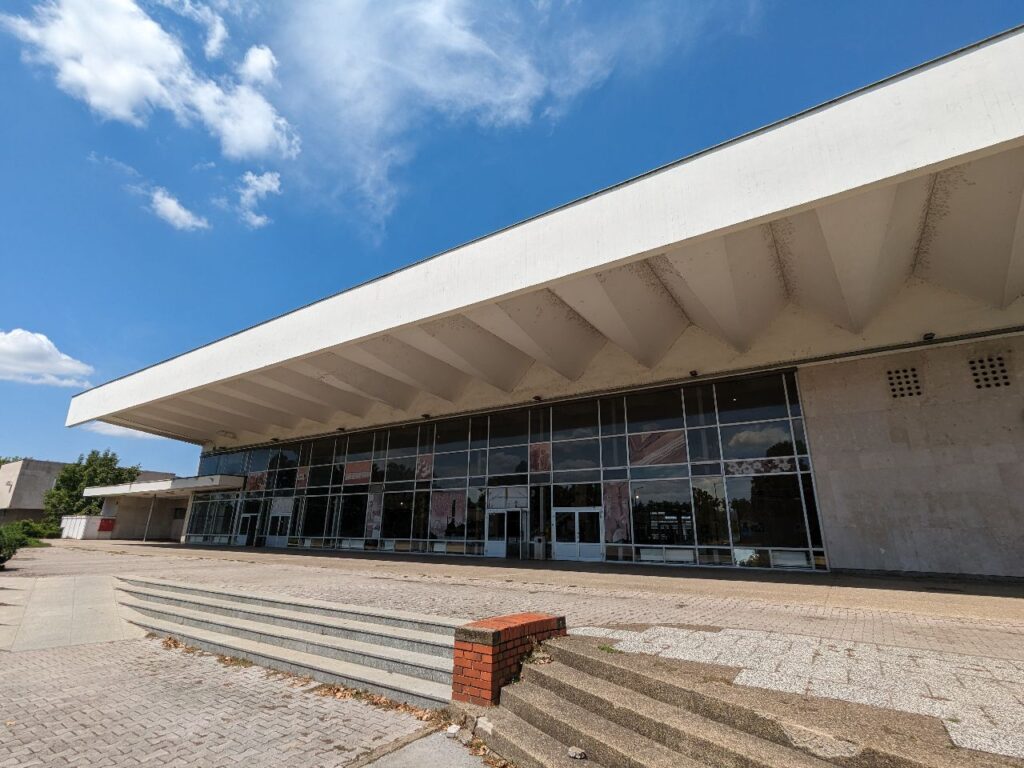 Bahnhof Slavonski Brod