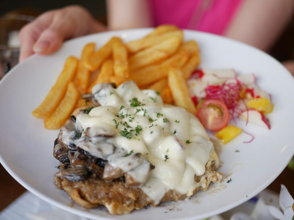 Restaurant Schnitzelwirtin Halle