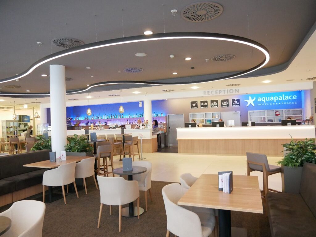 Aquapalace Hotel Prag Lobby