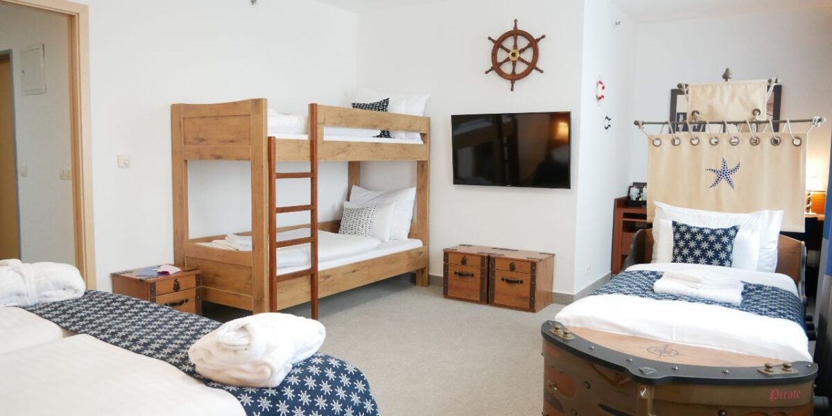 Aquapalace Hotel Prag Captain Suite