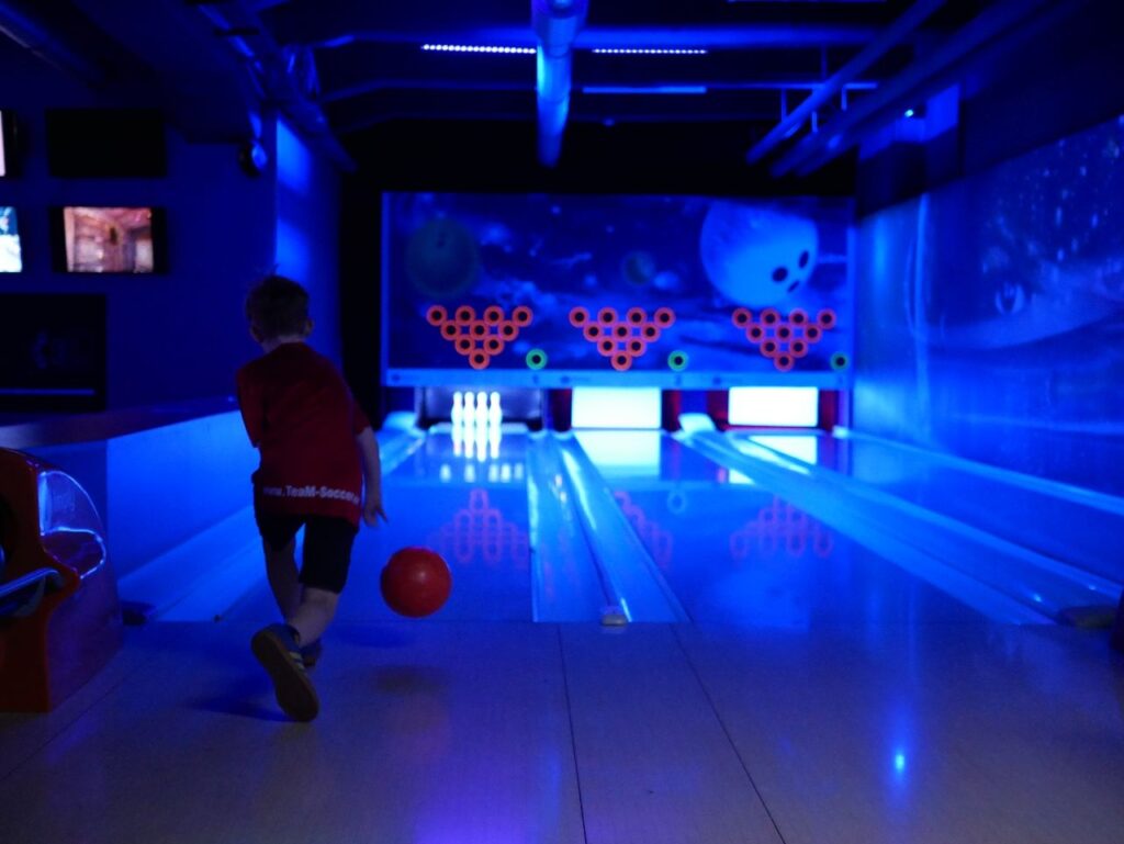 Black Mission Area Braunschweig Bowling