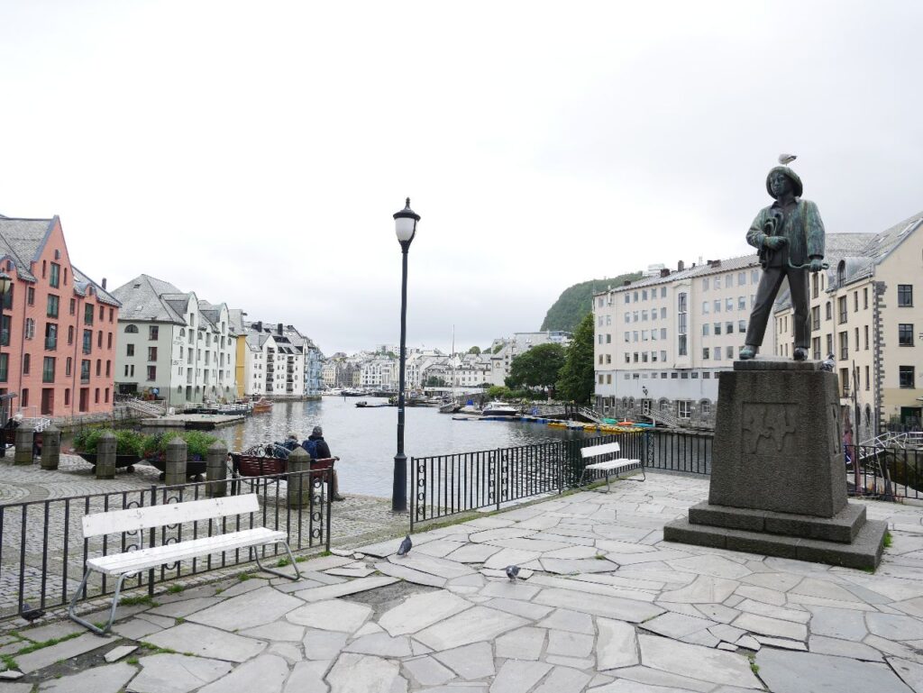 Nordkap-Kreuzfahrt Alesund