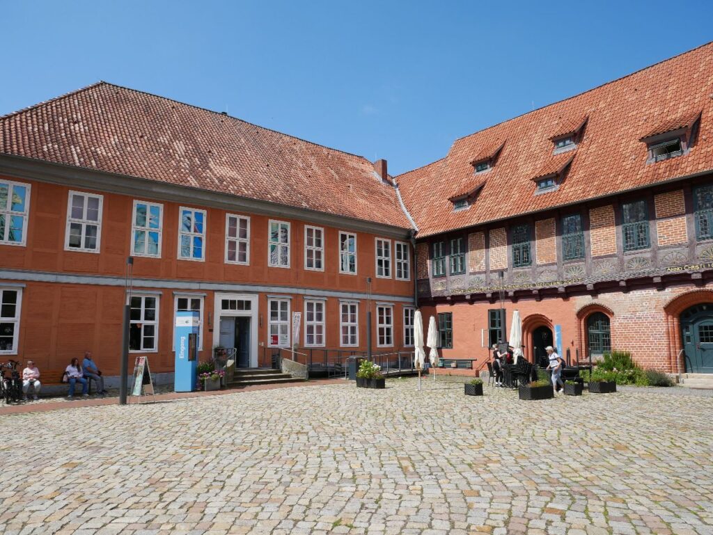 Biosphaerium Elbtalaue Schloss Bleckede