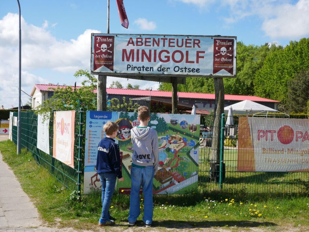 Abenteuer-Minigolf Piraten der Ostsee Trassenheide